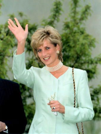 Lady Diana il fratello Per 4 volte tentarono di rubare la salma