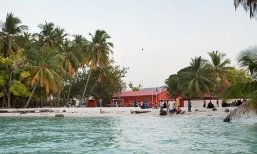 Casa dellacqua pubblica nelle Maldive il progetto eco della Bicocca
