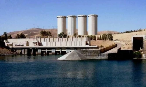 Mosul Iraq litaliana Trevi vince il contratto a protezione della fragile diga di Saddam