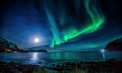 Vacanze super romantiche tra trattamenti ayurvedici e aurore boreali