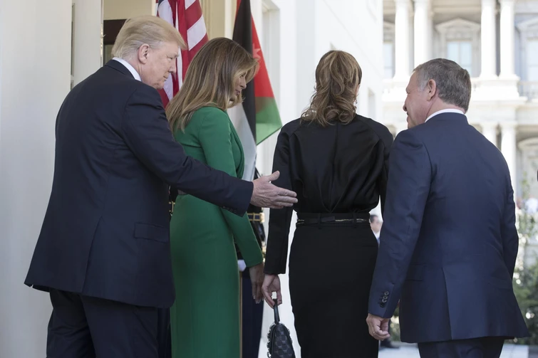 Melania Trump incontra Rania di Giordania ed è subito gara di stile