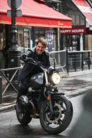 Tom Cruise la sua nuova Mission Impossible è guidare senza casco