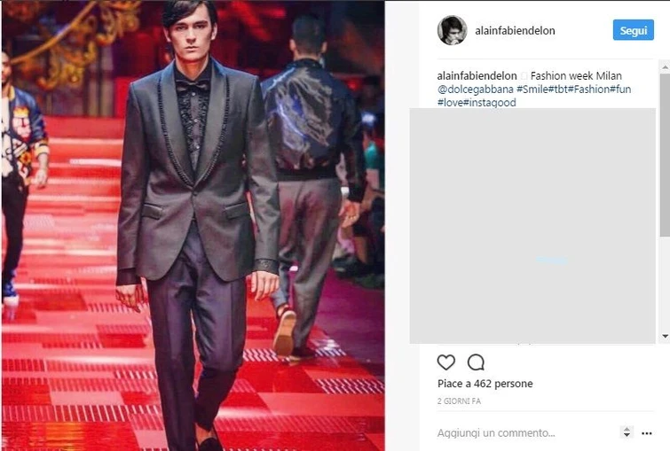 A Milano sfilano per Dolce e Gabbana i figli di spicca la splendida figlia di Stallone