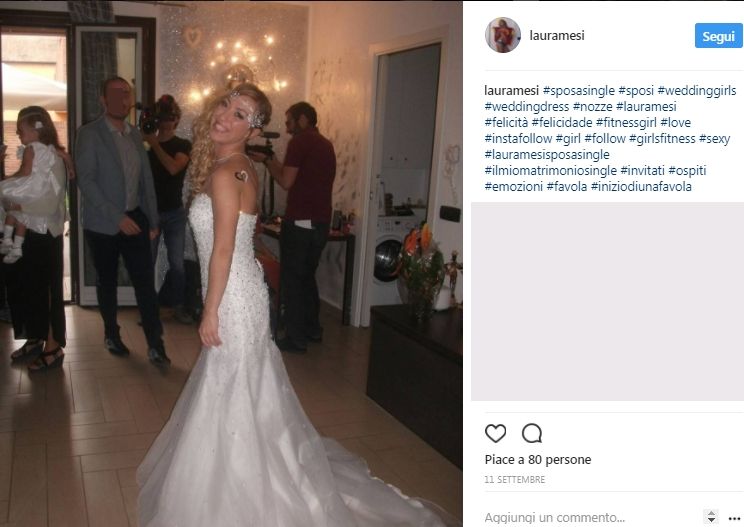 Laura Mesi la prima sposa single dItalia