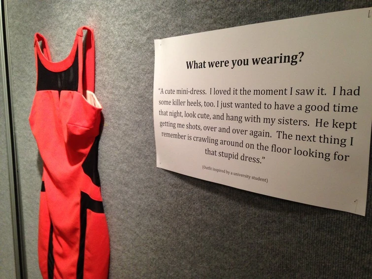 Come eri vestita Gli abiti delle vittime di stupro in mostra contro i pregiudizi