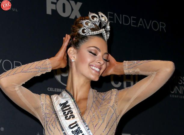 Dalle critiche alla gloria DemiLeigh NelPeters è la nuova Miss Universo