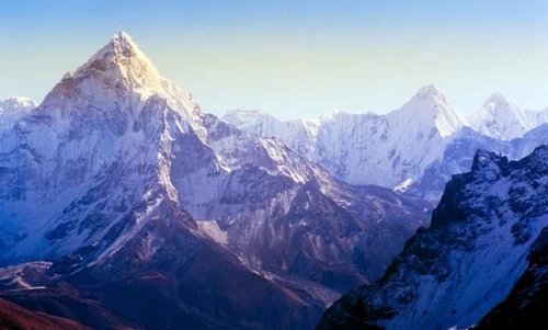 Himalaya in allarme un decimo dei ghiacciai potrebbe scomparire