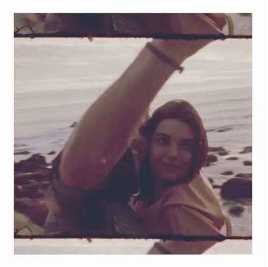 Roberto Bolle e la top Kendall Jenner si divertono sotto il sole di Malibù