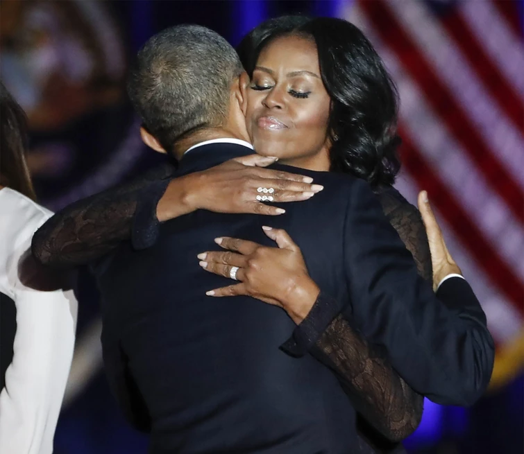 Michelle Obama scende in campo ed esorta gli americani al voto