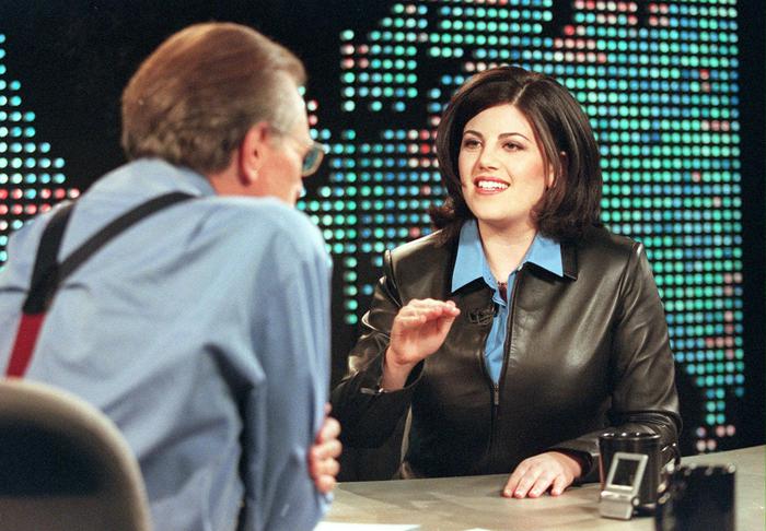 Monica Lewinsky lo scandalo sexy e il peso del passato che ritorna