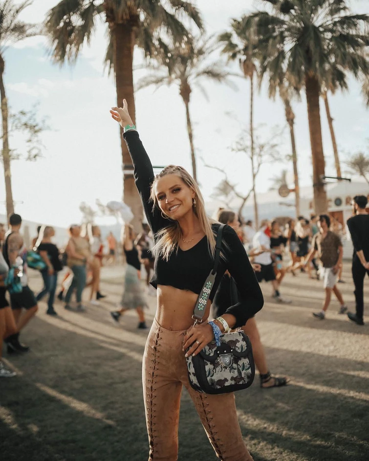 Coachella 2018 i look più sexy tra pizzi e trasparenze