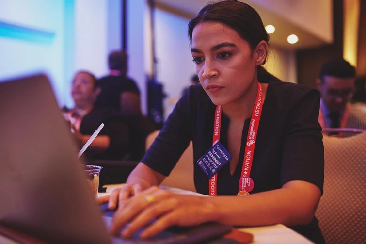 Alexandria OcasioCortez la donna più giovane mai eletta al Congresso