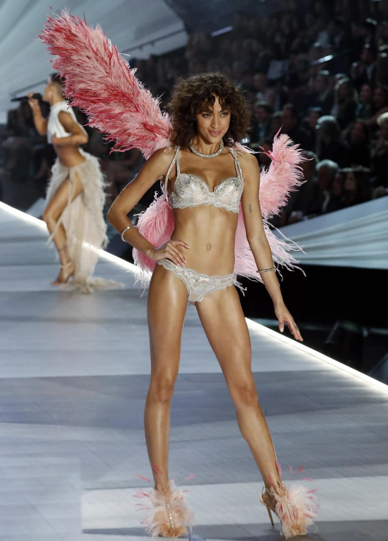 Addio angeli magri di Victorias Secret arrivano le donne vere