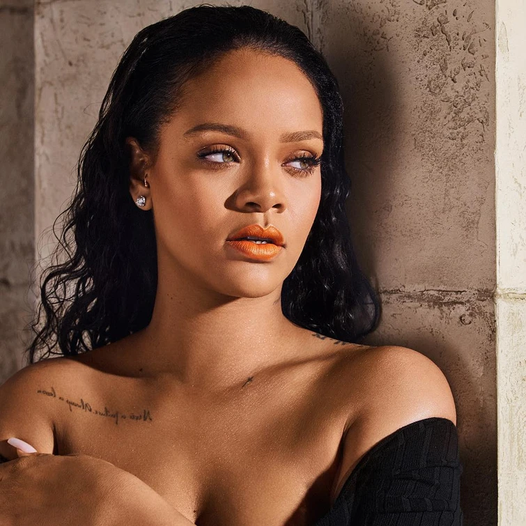 Rihanna è lartista donna più ricca al mondo ma il merito non è della musica