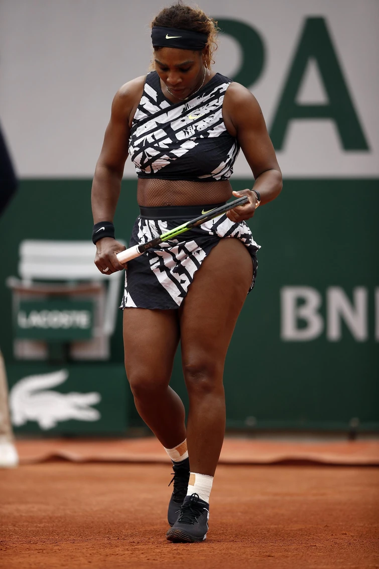 Serena Williams debutta come designer di moda e sfila con la figlia