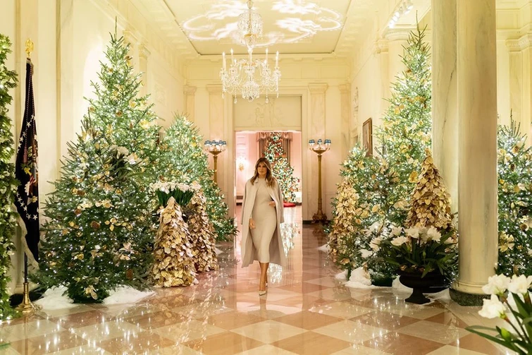 Melania svela gli addobbi di Natale alla Casa Bianca