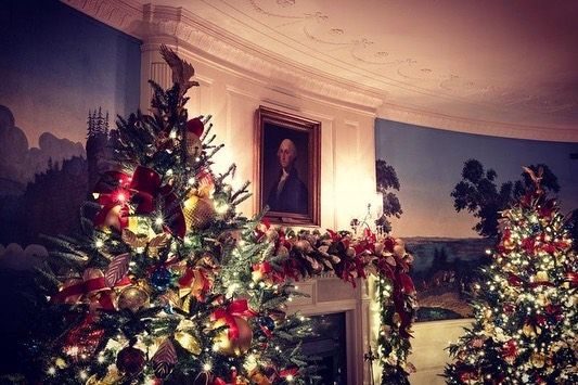 Melania svela gli addobbi di Natale alla Casa Bianca