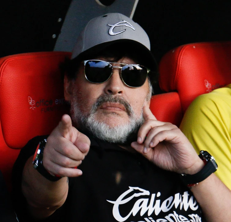 Maradona fa gol anche in tribunale e vince la causa contro Dolce e Gabbana