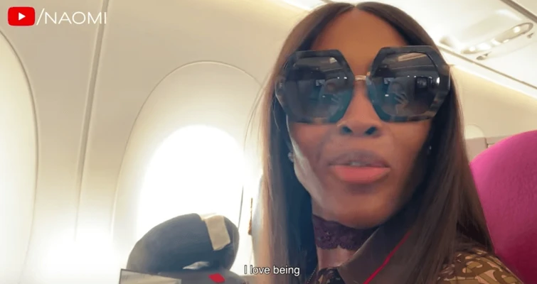 Coronavirus il video di Naomi Campbell in aereo diventa virale