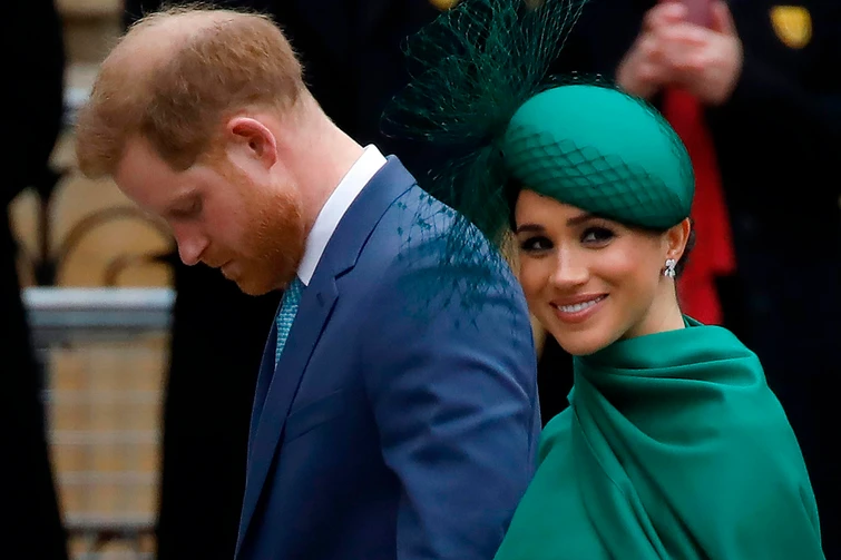 Laddio di Harry e Meghan dalla regina senza corteo