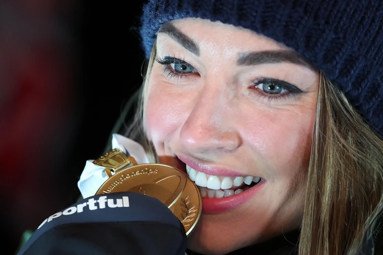 Dorothea Wierer campionessa mondiale di biathlon racconta la quarantena tra divano e cyclette