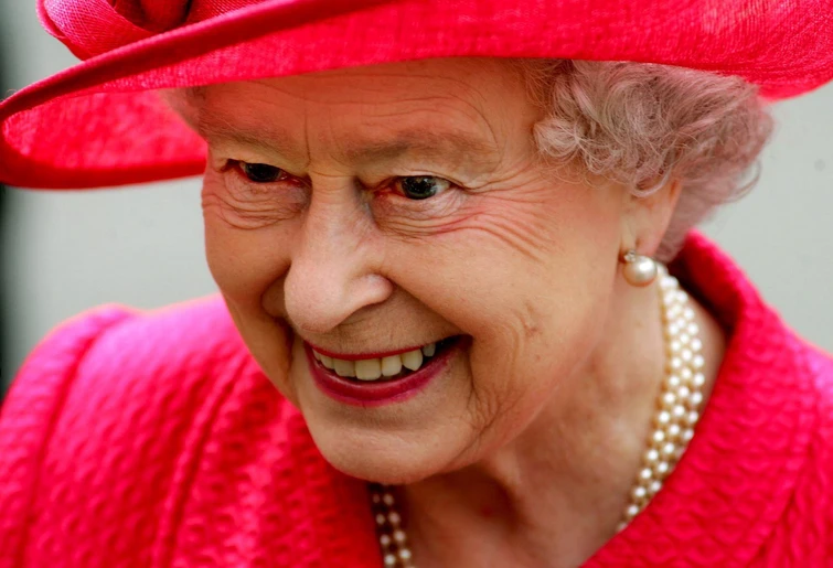 Vecchio a chi La regina Elisabetta rifiuta il premio per gli anziani Vecchio è chi ritiene di esserlo