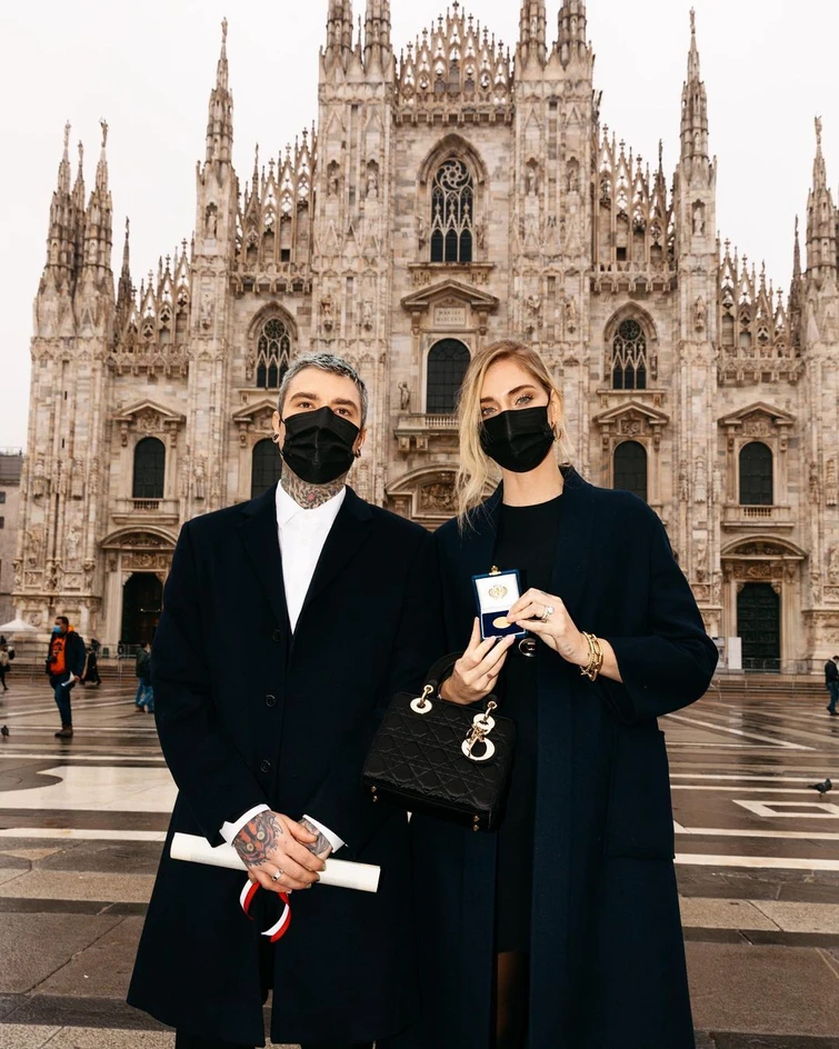 Chiara Ferragni e Fedez dopo tanti successi arriva la chiamata di Berlusconi