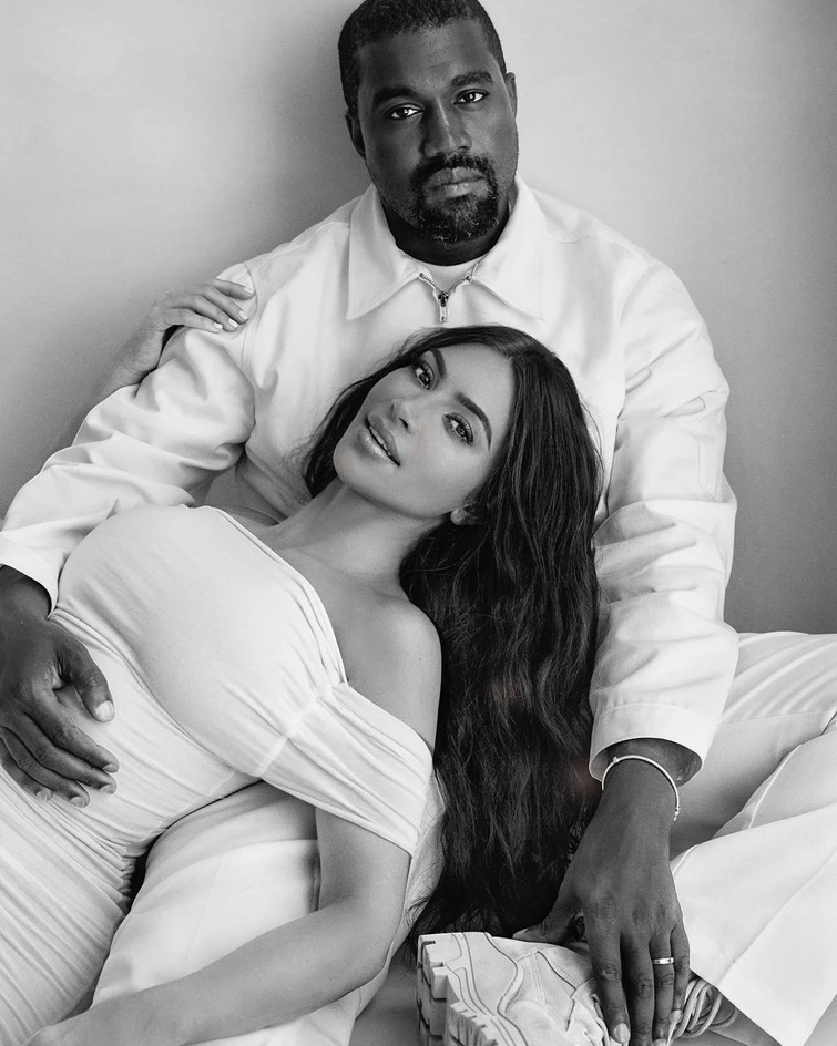 Balenciaga e Kanye West fine di un amore La folle deriva razzista del rapper non piace alla maison