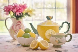Acqua e limone cosa succede al corpo assumendola ogni giorno