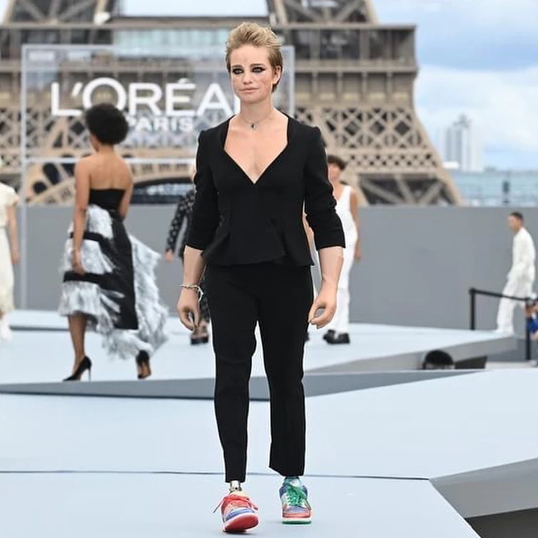 Bebe Vio debutta come modella a Parigi