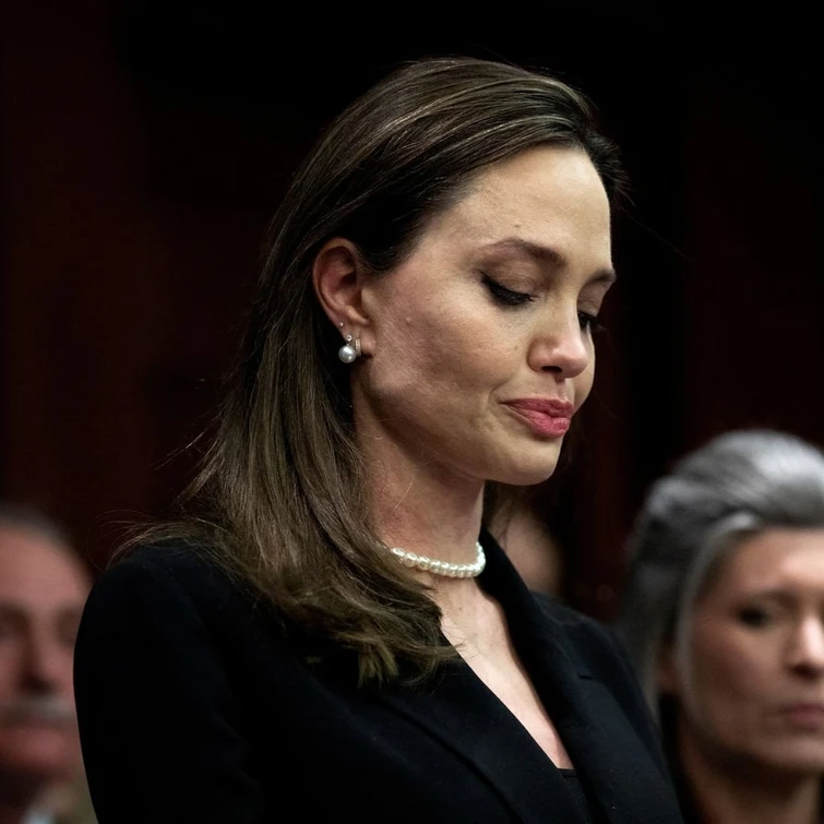 Angelina Jolie in lacrime al Congresso Usa Approvate il provvedimento contro la violenza domestica sulle donne