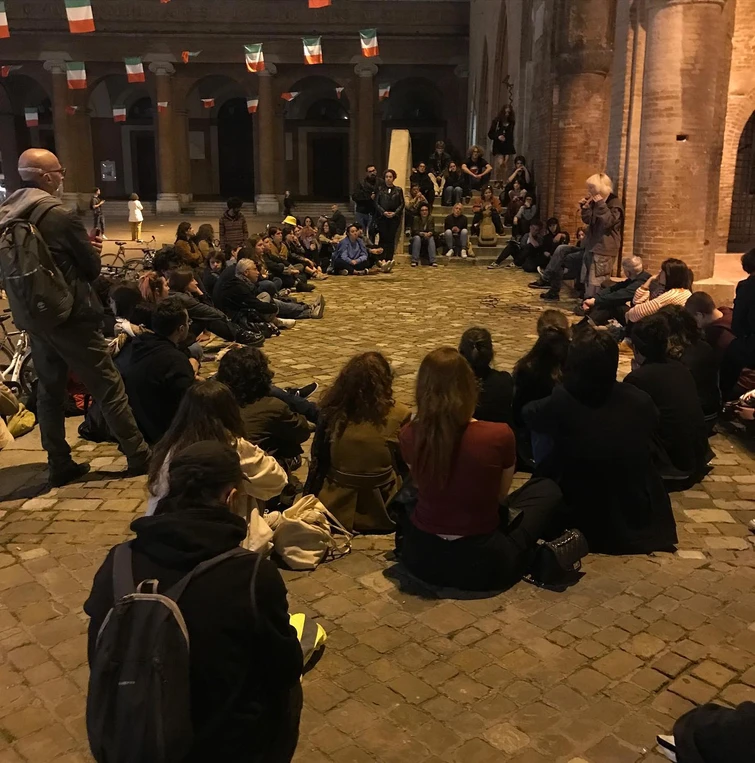 Raduno degli alpini  lo sconvolgente numero di molestie denunciate dalle donne e il caso Eurovision a Torino