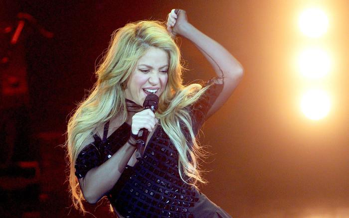 Shakira e Piqué davanti al tradimento diventiamo tutte un po cafone