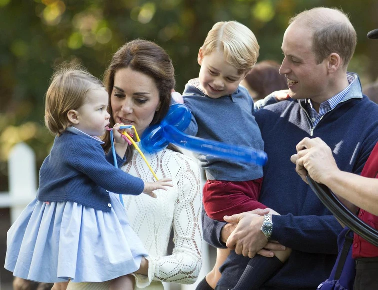 William e Kate sono ufficialmente principi del Galles Cosa cambia
