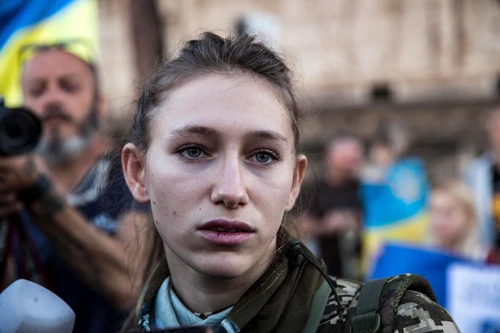 Espulsa dallaeronautica militare Giulia torna dallUcraina dove combatte contro i russi Non sono una mercenaria