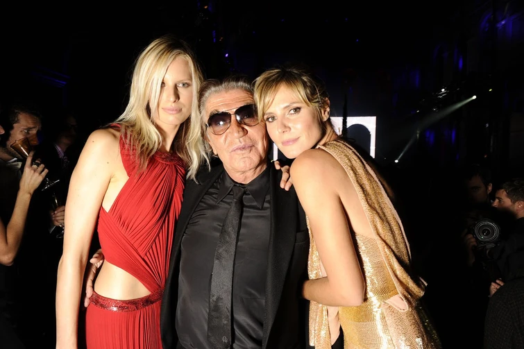 Roberto Cavalli con Sharon Stone e le donne più belle del mondo le foto di una vita