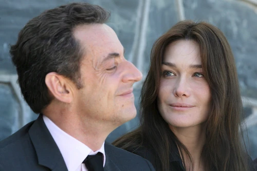 Carla Bruni Perché ho sposato Nicolas Sarkozy anche se avevo mille dubbi