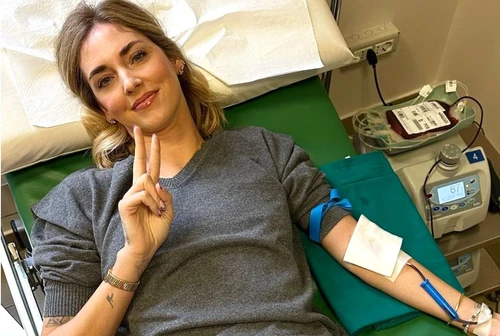 Chiara Ferragni dona il sangue i vergognosi commenti negativi 
