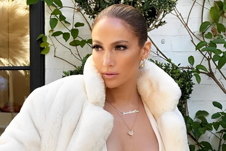 Jennifer Lopez go home le accuse rivolte alla popstar da Verona fanno il giro del mondo