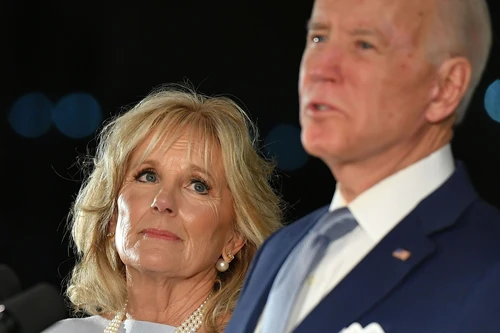 Il ritratto Unitaliana alla Casa Bianca Chi è Jill Biden la donna che aspira a diventare first lady