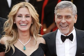 Julia Roberts e il bacio a George Clooney � stato difficile per me Ci sono voluti ben 79 ciak
