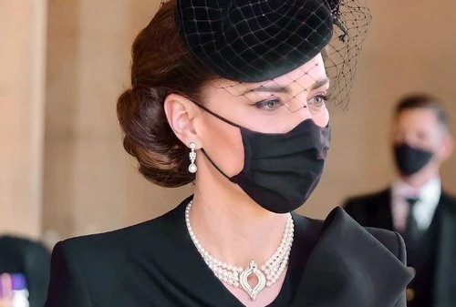Kate fa da paciera fra William e Harry Tutti gli indizi e i simboli dietro il funerale del principe Filippo