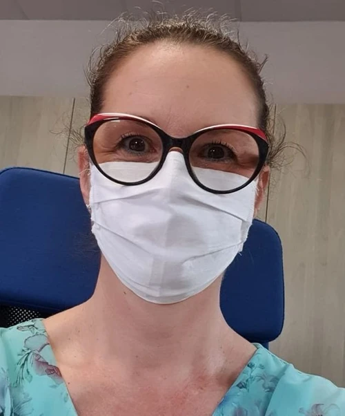Azienda italiana tutta al femminile realizza la prima mascherina chirurgica lavabile certificata dallIss