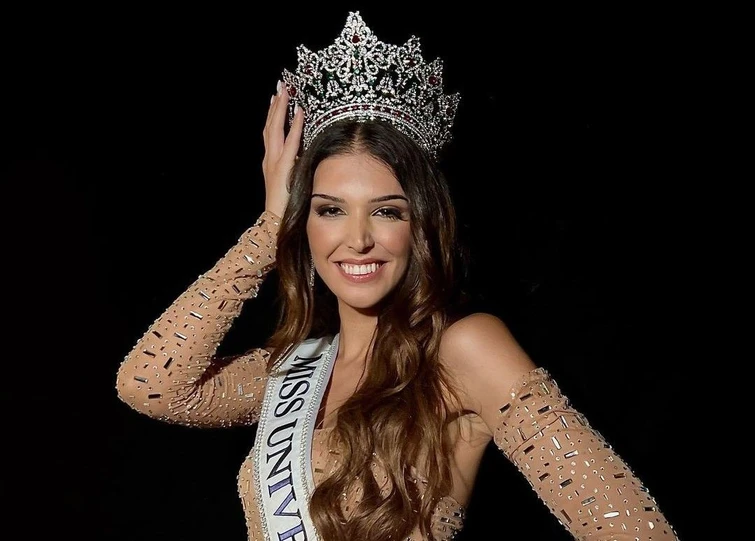 Una donna transgender diventa Miss Portogallo saranno in due alle finali di Miss Universo