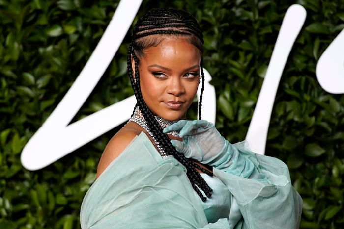 Dopo sette anni di assenza Rihanna invade il Super Bowl e fa una rivelazione 100 milioni di americani impazziti