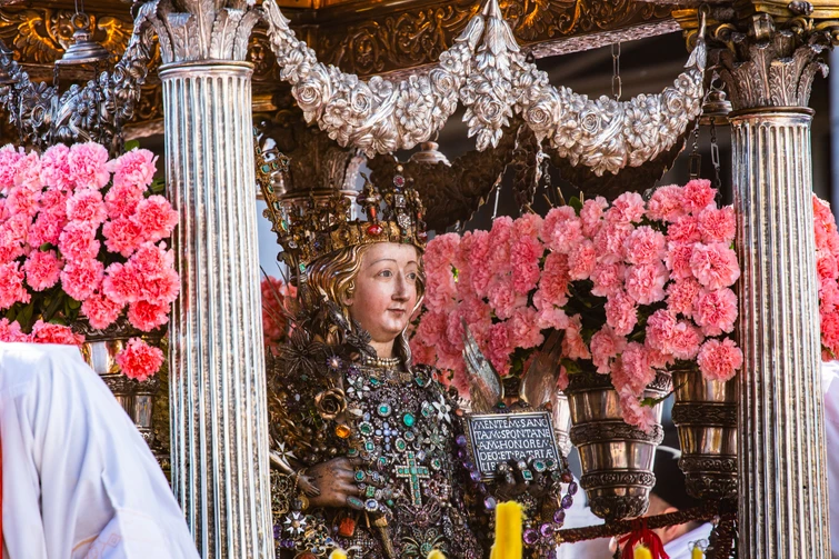Catania regina di fede e folklore per la Festa di SantAgata unesperienza unica più che una sagra