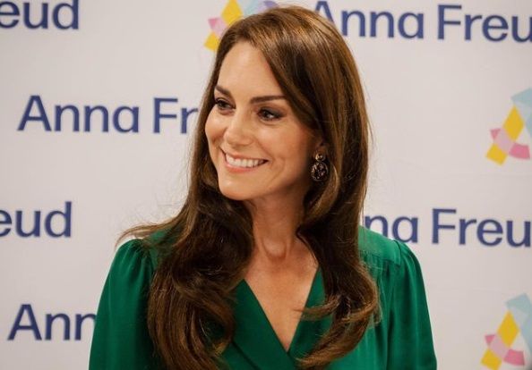 Kate Middleton lo scandalo del tentato furto della sua cartella clinica Il personale sconvolto e le indagini