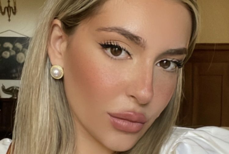 4 modi per conferire al volto un aspetto riposato