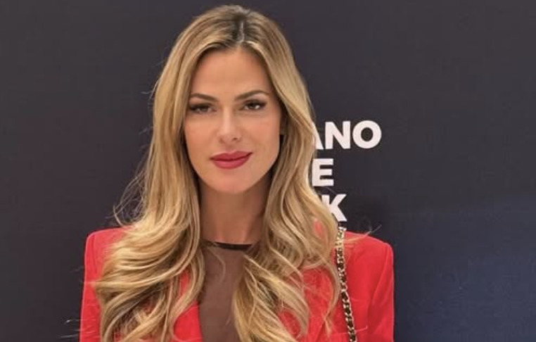 Thais Wiggers e l’accompagnatore di 65 anni: “Fidanzata? Sono fatti miei”. E se la prende con i giornalisti di gossip Thais Wiggers e l’accompagnatore di 65 anni: “Fidanzata? Sono fatti miei”. E se la prende con i giornalisti di gossip