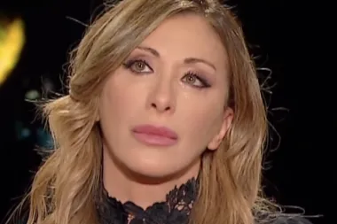 Sabrina Salerno piange a Belve
